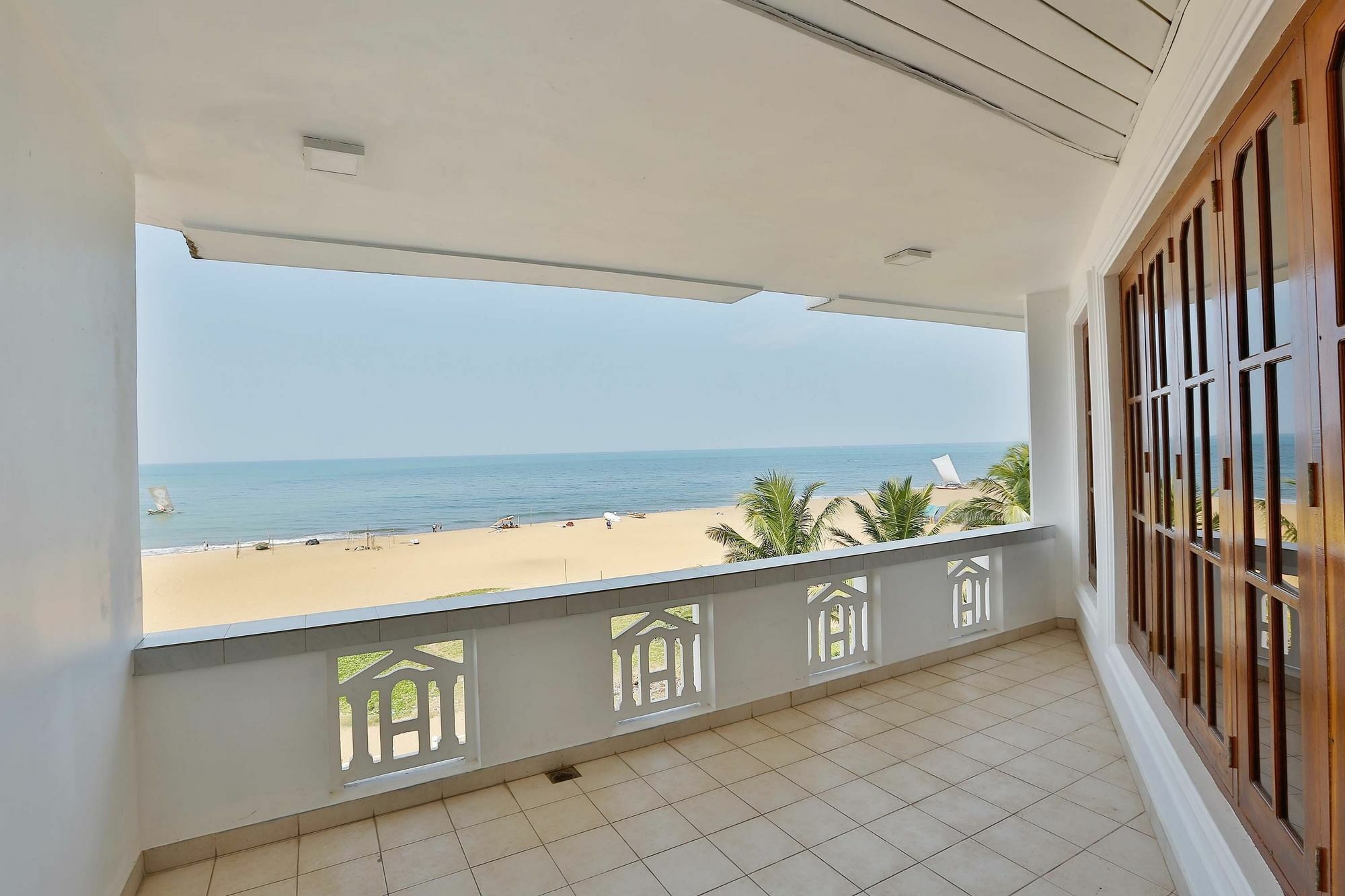 Zand Negombo Ettukala Ngoại thất bức ảnh