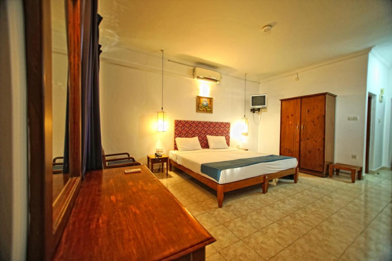 Zand Negombo Ettukala Ngoại thất bức ảnh